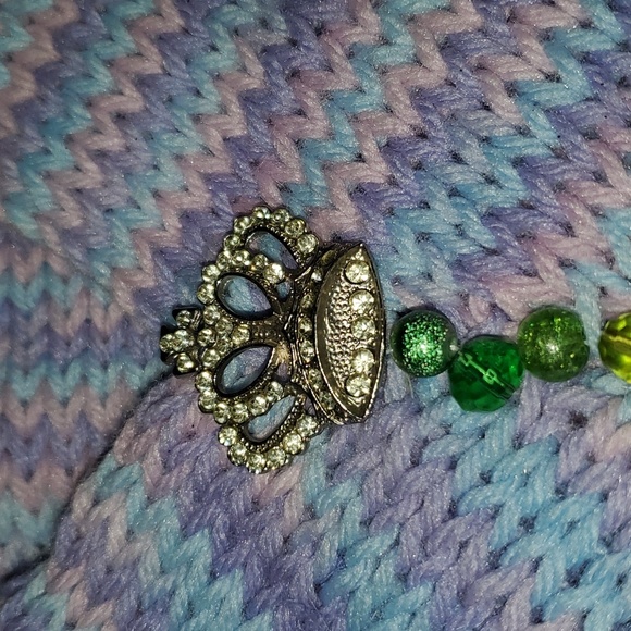 Handmade and Beaded Neck Collar Scarf - Picture 8 of 8